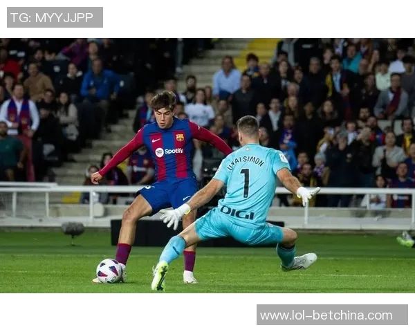 波尔图在友谊赛中以1-0小胜巴萨补时绝杀引发全场狂欢战术分析