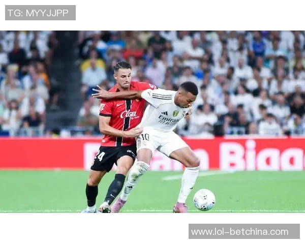 德甲惊现冷门尤文图斯逆转马竞红牌争议引发全场热议